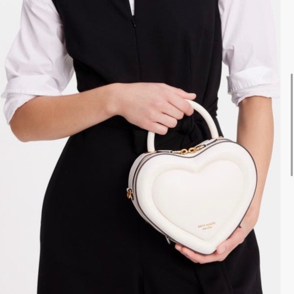 NWT Kate Spade Pitter Patter Smooth 3D Leather Heart Purse - Picture 4 of 8